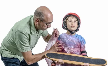 Cómo evitar ser un padre helicóptero: consejos para una crianza más efectiva